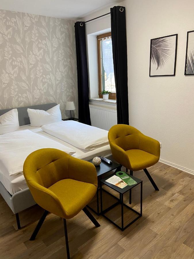 Hotel garni Zum Rebstock Naumburg  Exteriör bild