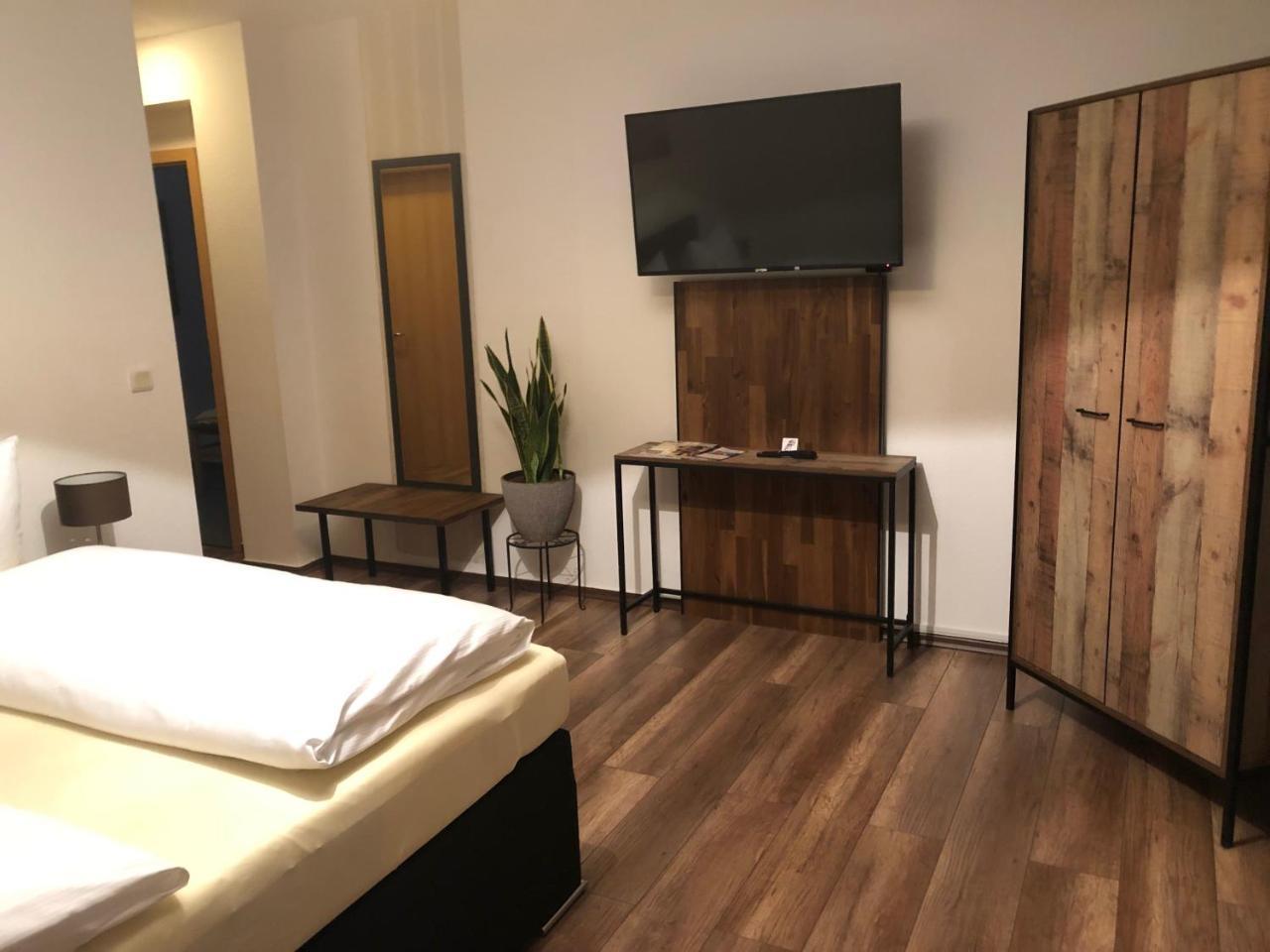 Hotel garni Zum Rebstock Naumburg  Exteriör bild