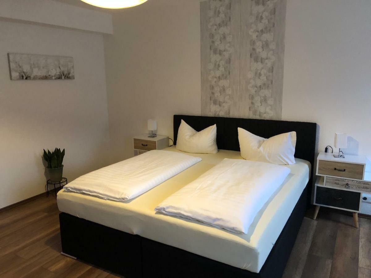 Hotel garni Zum Rebstock Naumburg  Exteriör bild